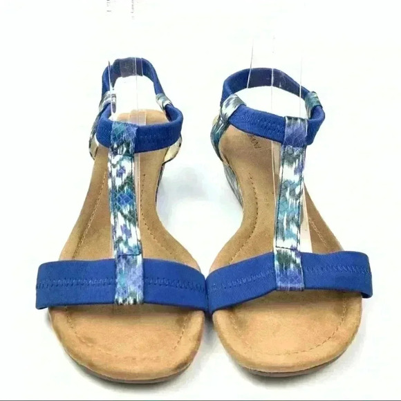 Alfani heels size 10 royal blue white Chevron print t-strap wedges - Picture 3 of 13